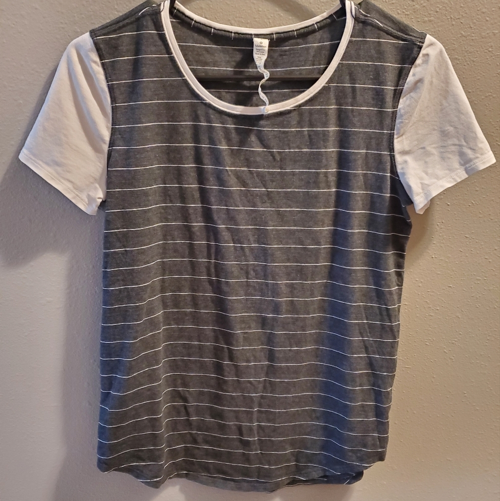 Lululemon T-shirt